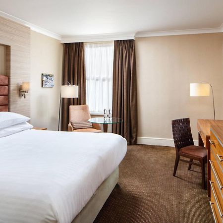 Delta Hotels By Marriott Cheltenham Chase Esterno foto