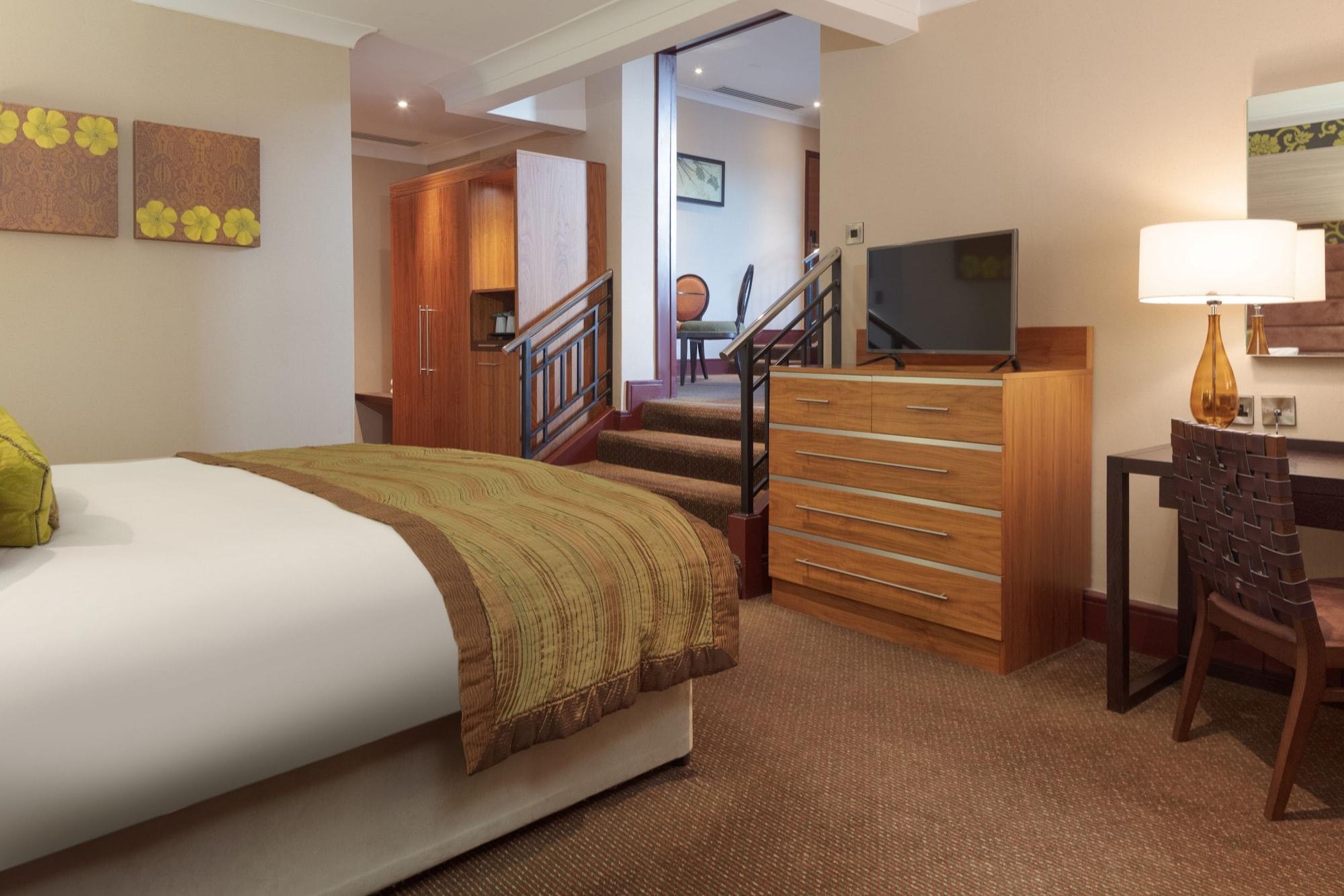 Delta Hotels By Marriott Cheltenham Chase Esterno foto