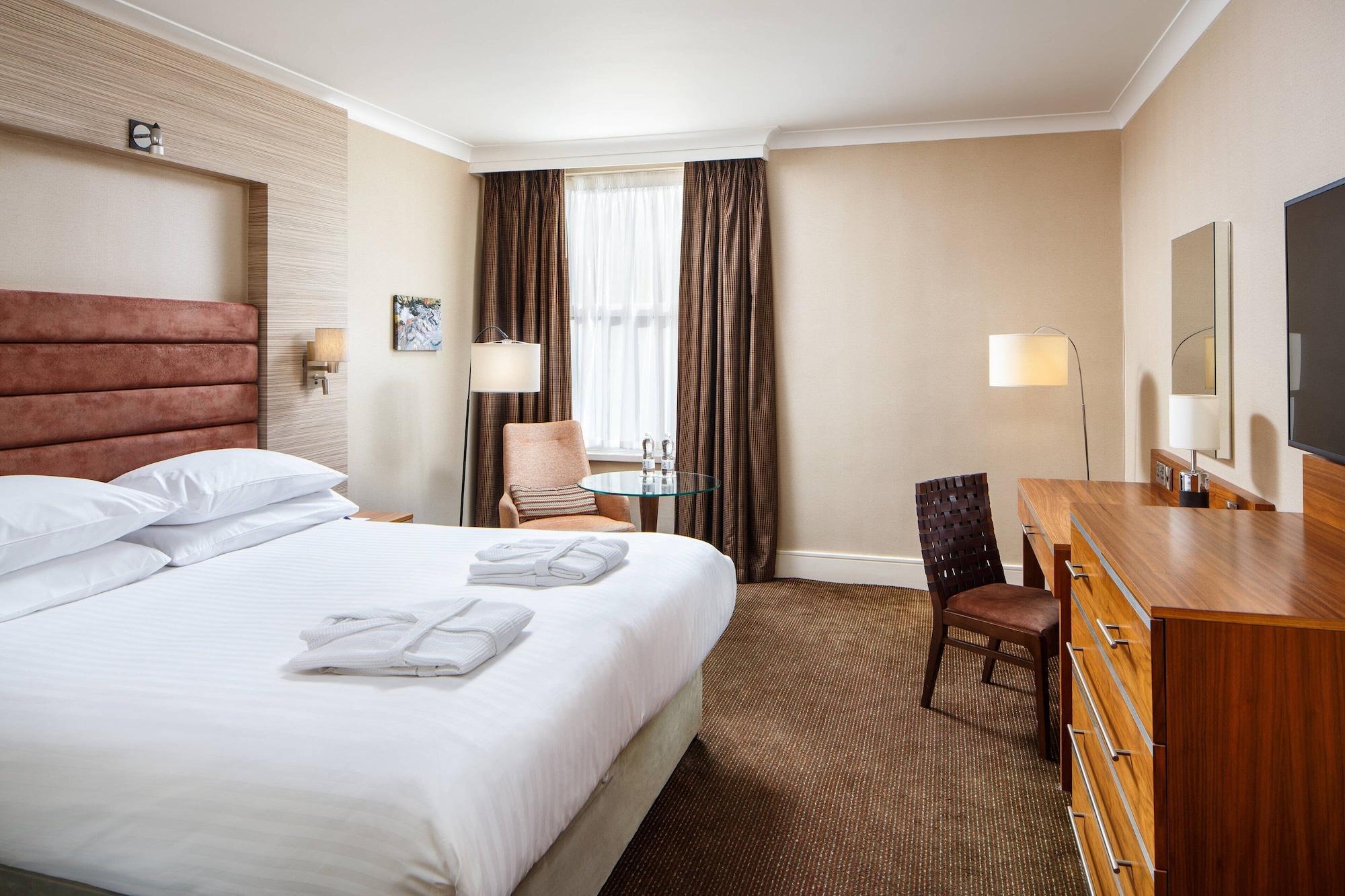 Delta Hotels By Marriott Cheltenham Chase Esterno foto