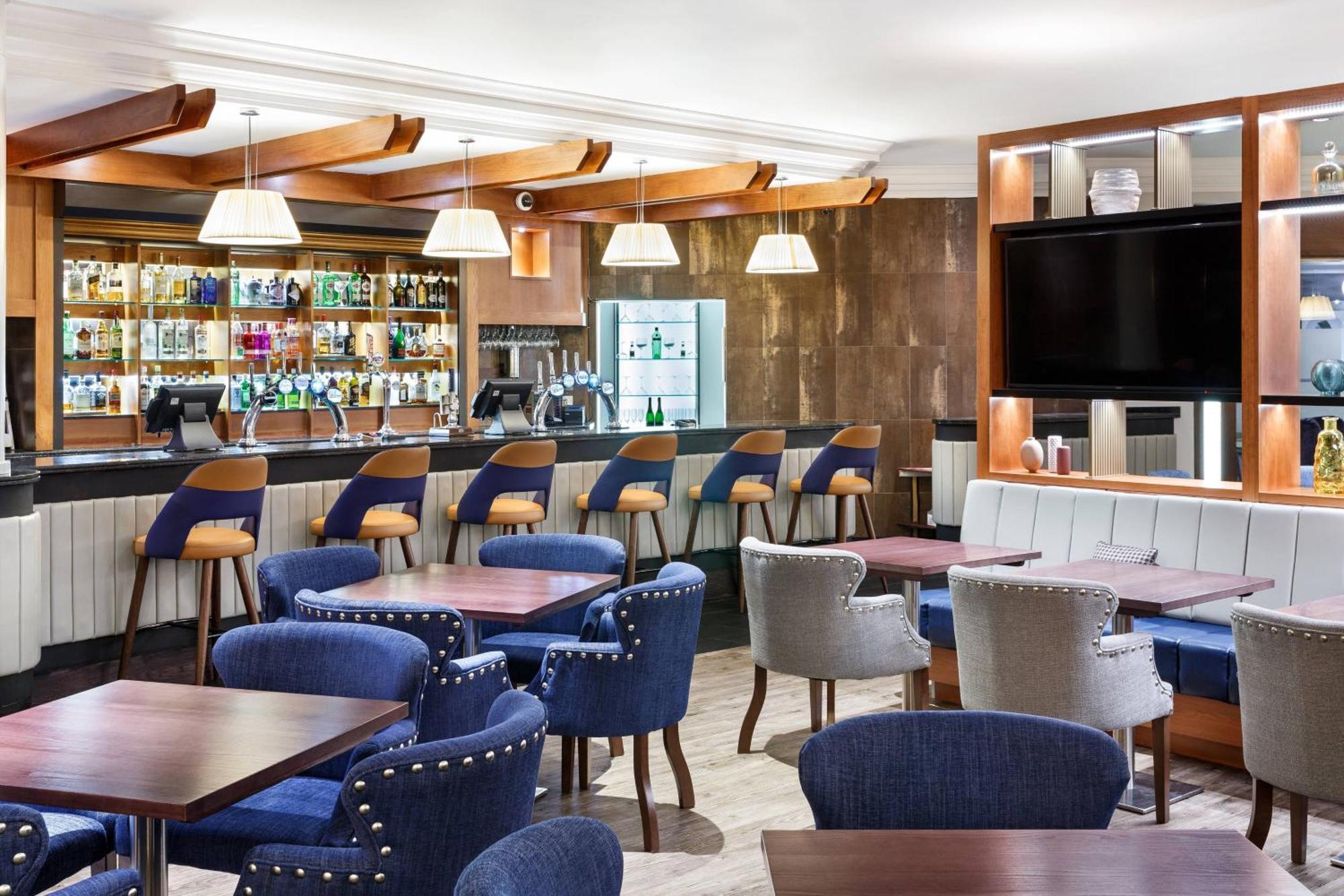 Delta Hotels By Marriott Cheltenham Chase Esterno foto